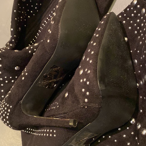 Studded Boots - Picture 7 of 7